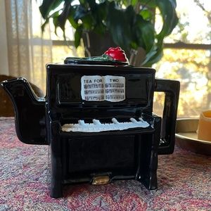 Piano Teapot